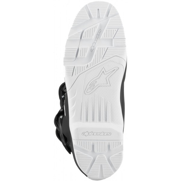 Enduro Boots and FZ FI V3 motorcycle accessories for performance and protection – Available at BikeGear India