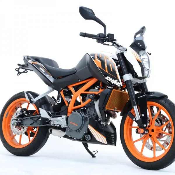 Sporty tail tidy kit for Duke 200 BS4 motorcycle – Buy online at BikeGear India