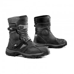 Forma Adventure Low Black Boots