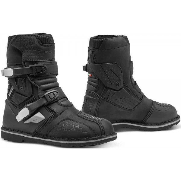 Forma Terra Evo Low Black Boots