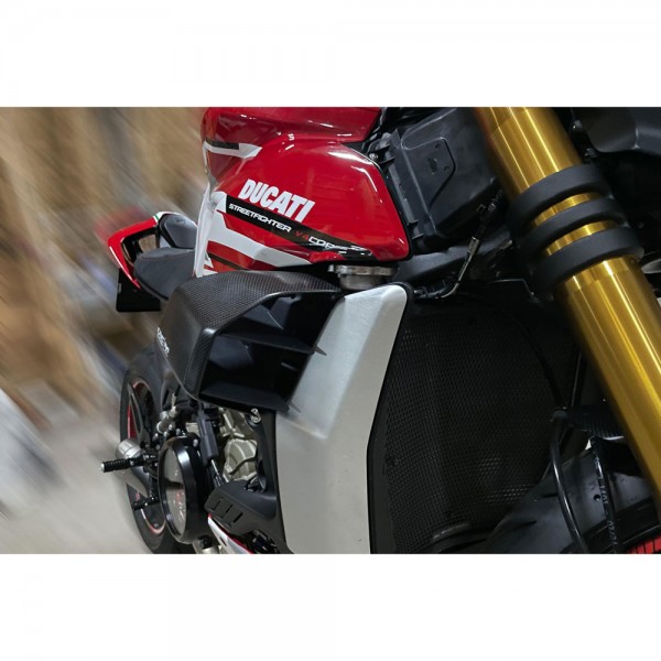 CNC RACING GP WINGLETS FOR DUCATI STREETFIGHTER V4 1100 2020 PART # CNC-ZW005Y