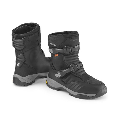 FORMA ADVENTURE PRO LOW DRY BLACK BOOTS