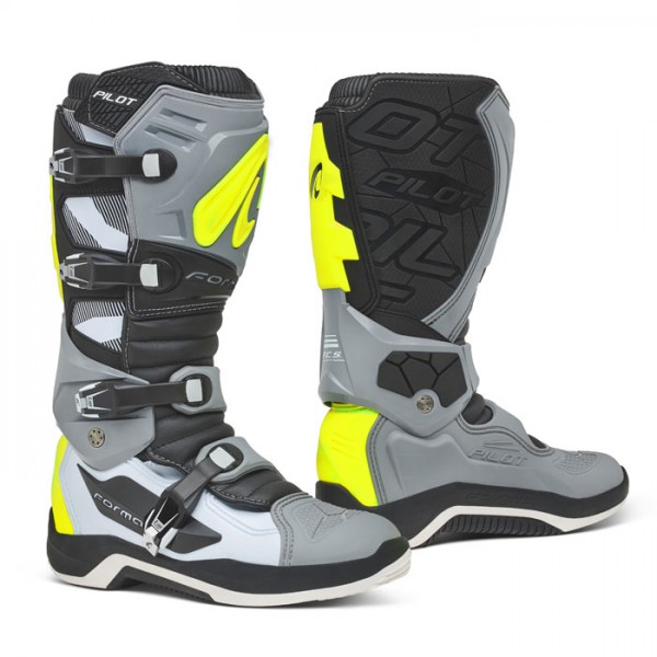 Forma Pilot Grey Boots