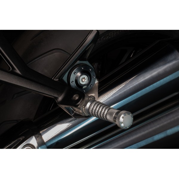 GILLES TOOLING EXHAUST BRACKET COVER KIT FOR BMW S1000RR 2023-2024 BLACK PART # BL-15-KIT-B