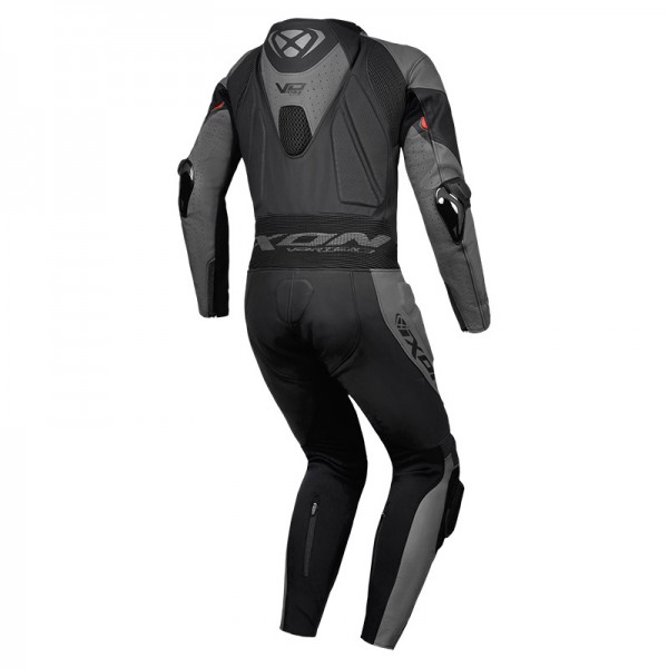 IXON VORTEX 3 BLACK SUIT